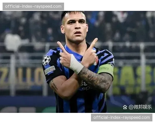 半场战报：巴萨1-1国际米兰，莱万、劳塔罗分别为两队破门