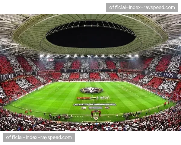 梅斯主场启用新型球场喷洒系统，可在中场休息时快速调整边路草皮湿度